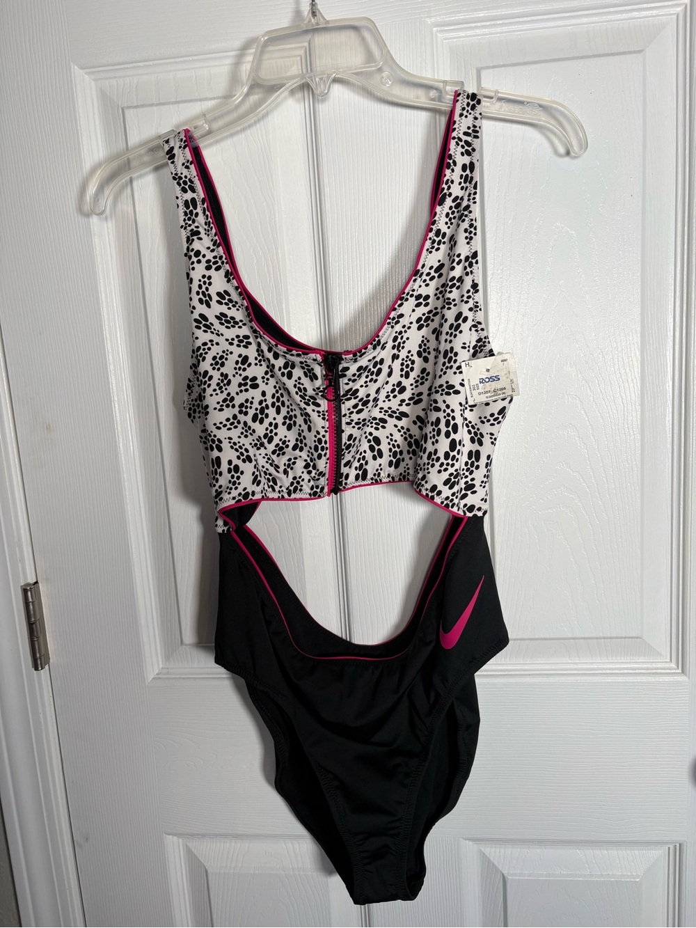 Nike Party Dots Cutout Swimsuit. Size XL. NEW WITH TAGS
